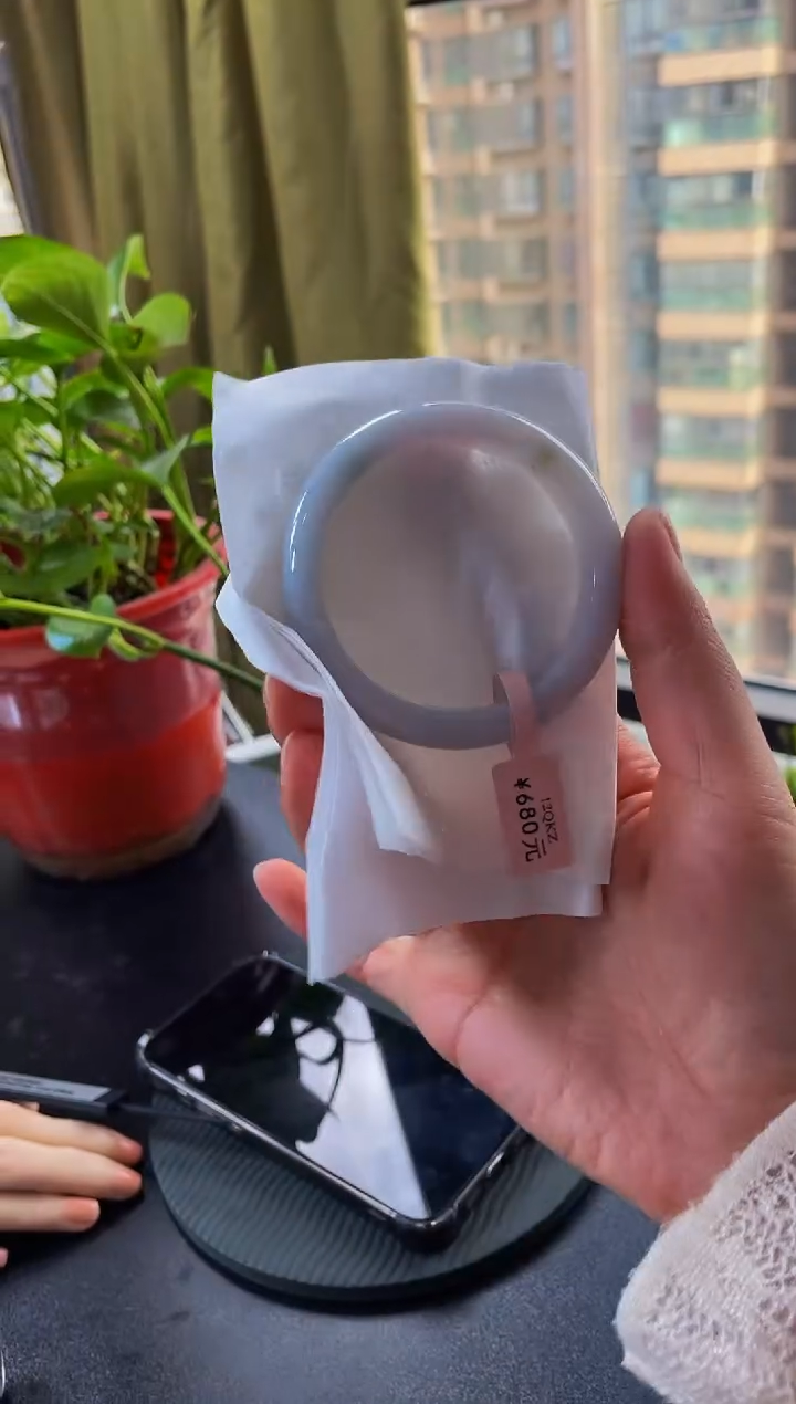 【闪购商品】翡翠手镯未镶嵌手镯18