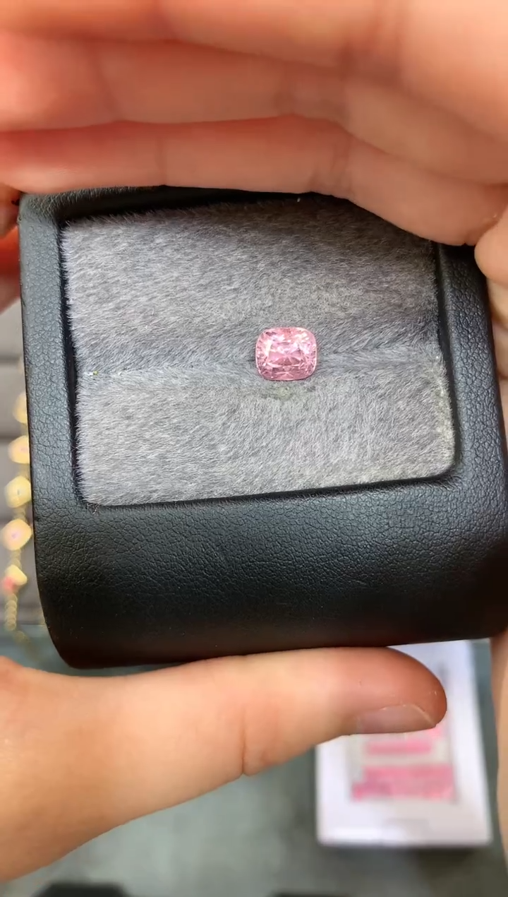 【闪购商品】定制尖晶石裸石未镶嵌枕型 粉色调 2.14ct