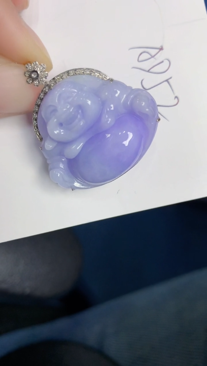 翡翠18K金镶嵌颈饰000000000