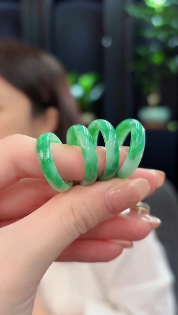 吊坠(不含链)未镶嵌翡翠戒圈 缅甸A货/多样性发货/一件