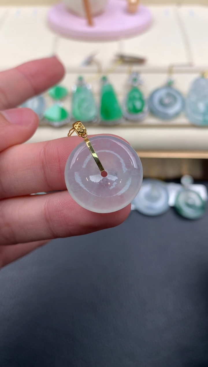 【闪购商品】翡翠挂件18K金镶嵌Q594      