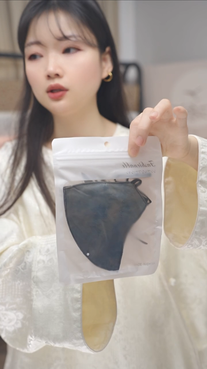 卧**情桑蚕丝蓝色双面口罩*1