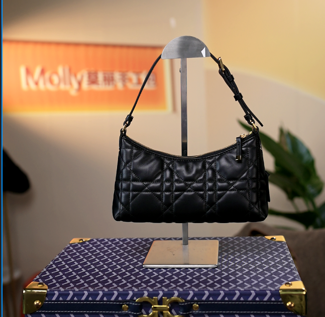 【Molly定制】原创设计头层羊皮菱格黑色单肩腋下女包