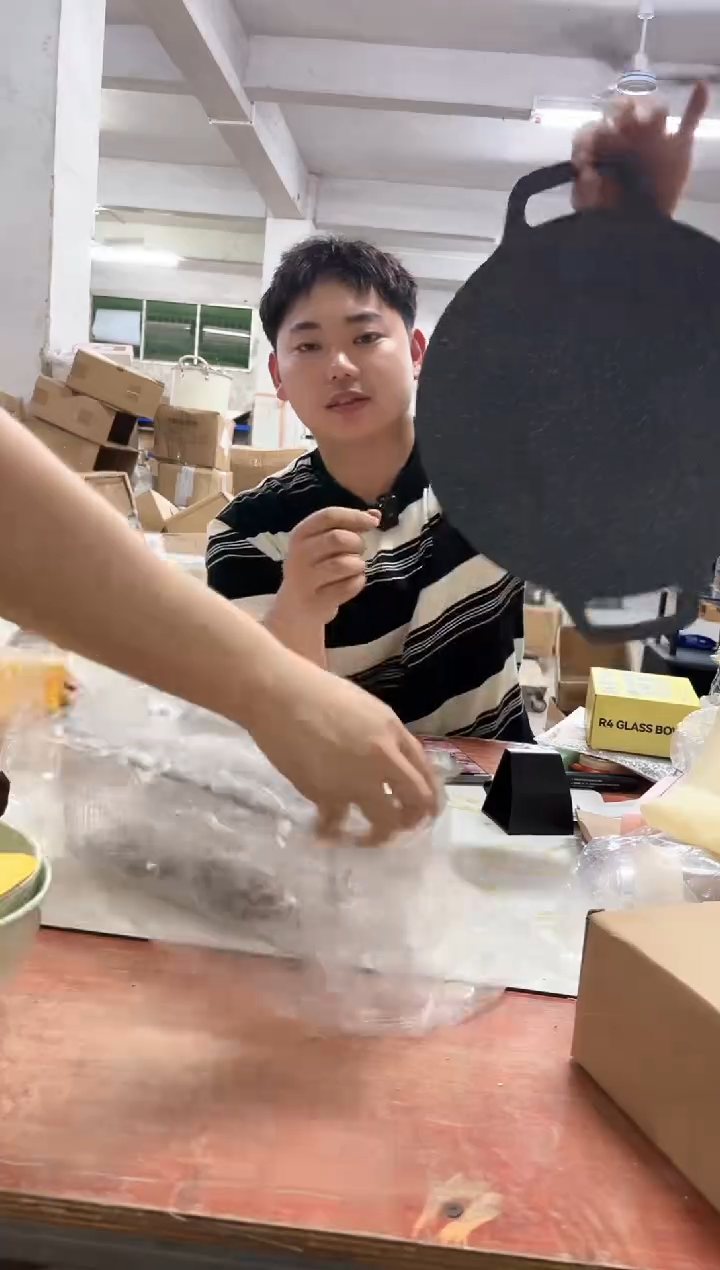 秒杀清仓微瑕产品，可能当过样品拍照
