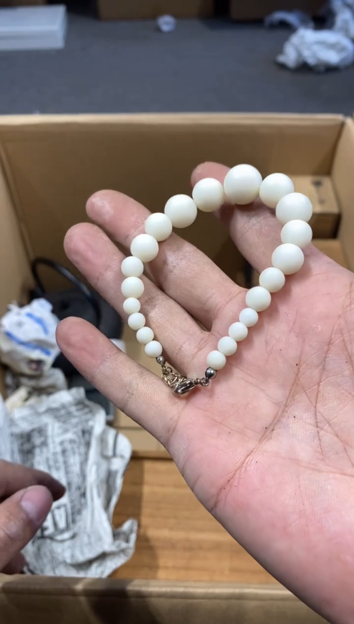 清**雨中古回流 谨慎参拍