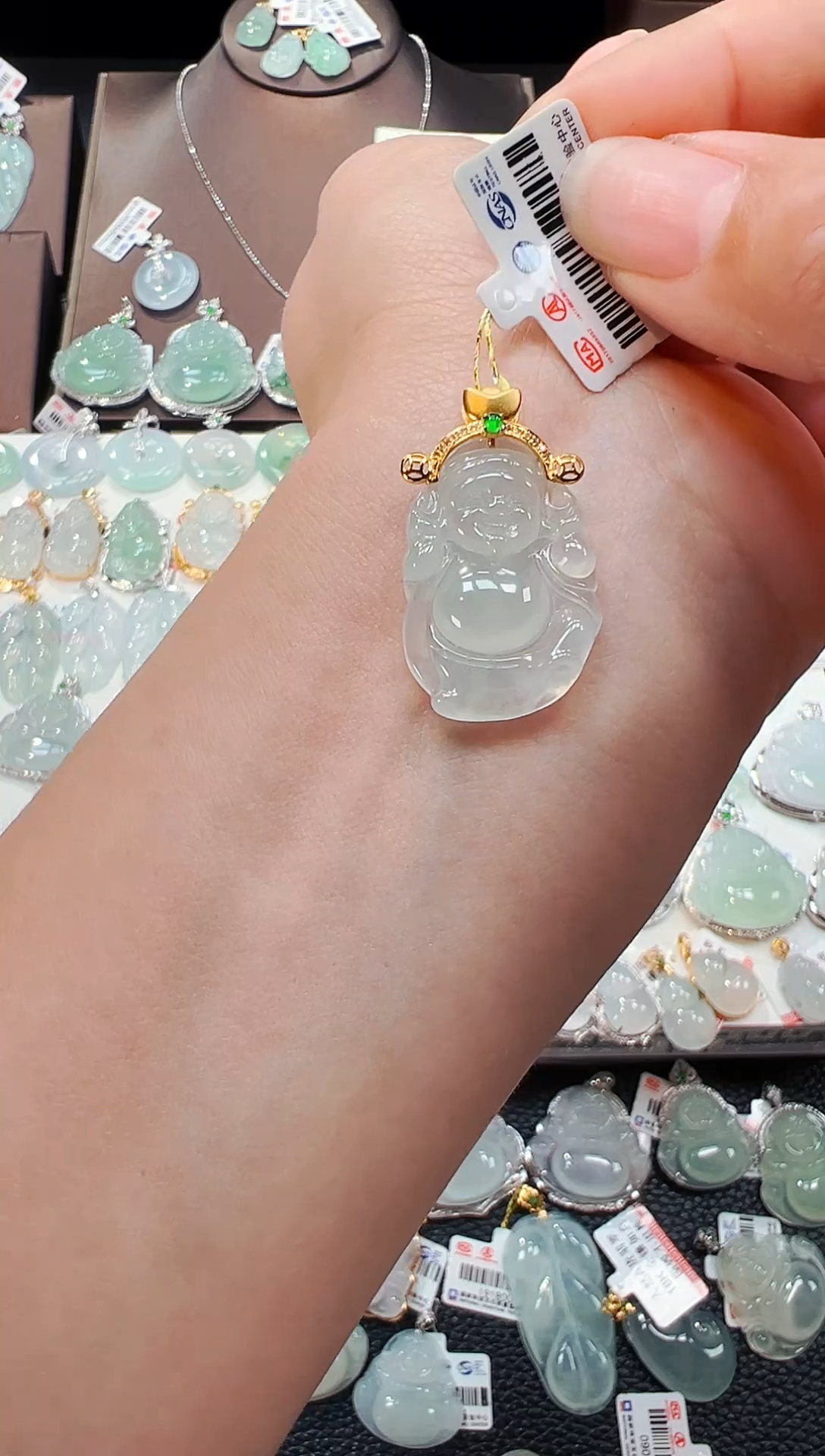 【闪购商品】翡翠吊坠(不含链)18K金镶嵌财神爷吊坠979