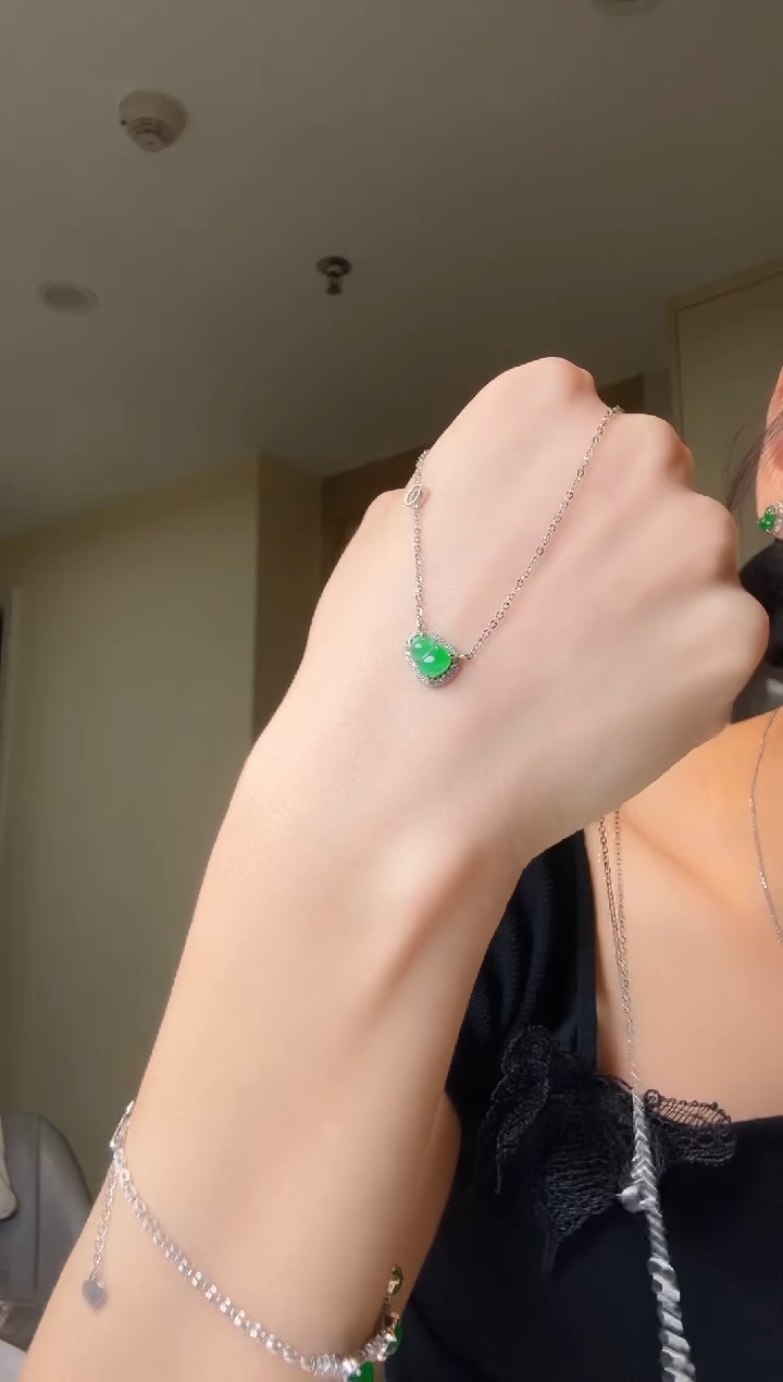 翡翠银S925镶嵌套链天然翡翠套链
