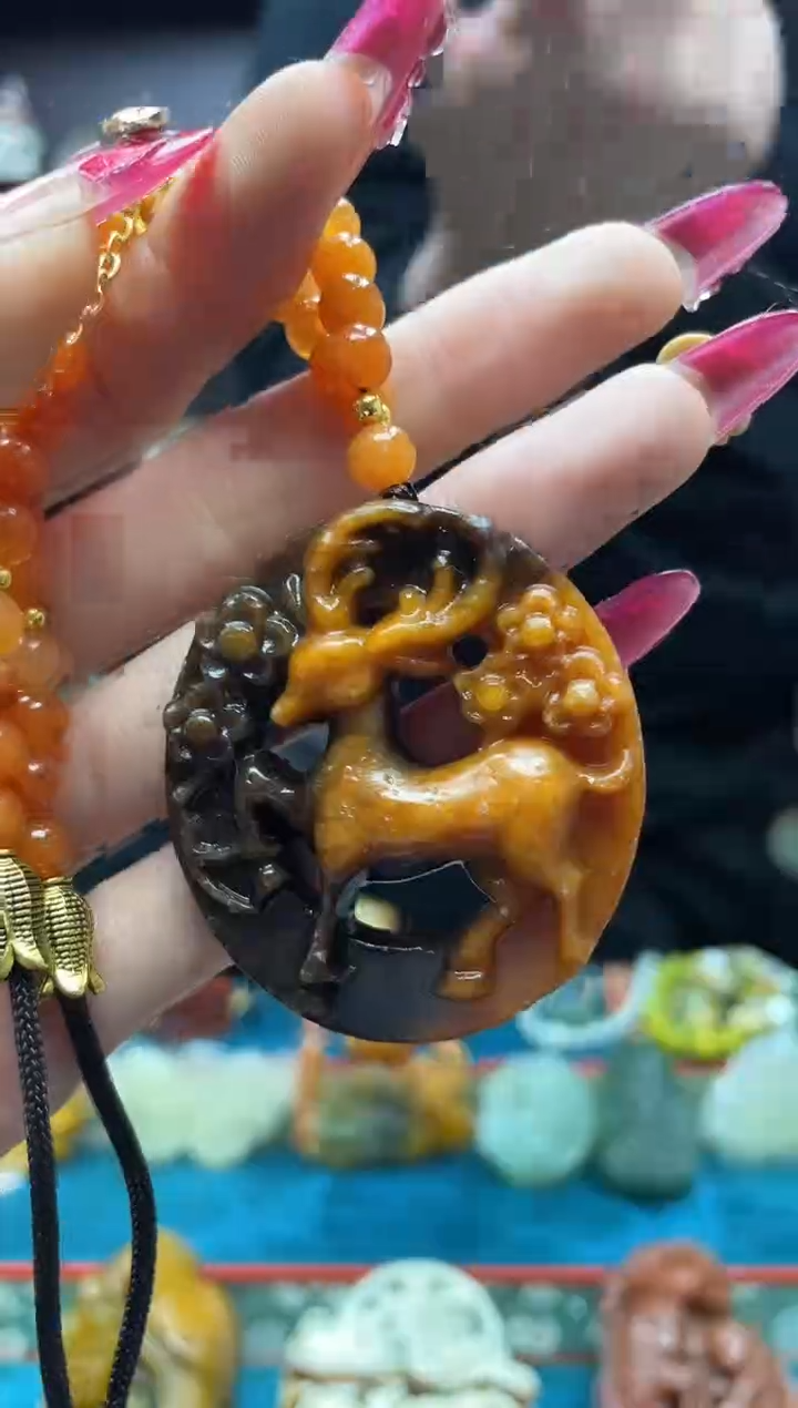 未镶嵌岫玉吊坠·