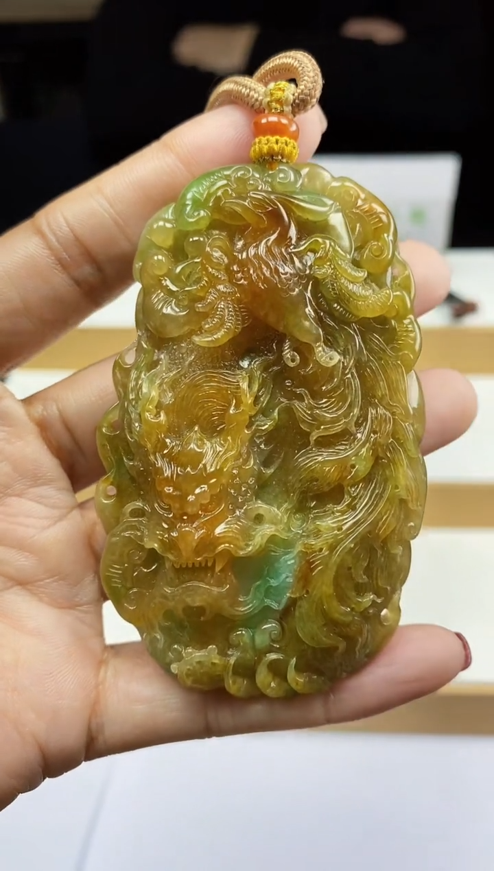 【闪购商品】翡翠颈饰未镶嵌翡翠A货