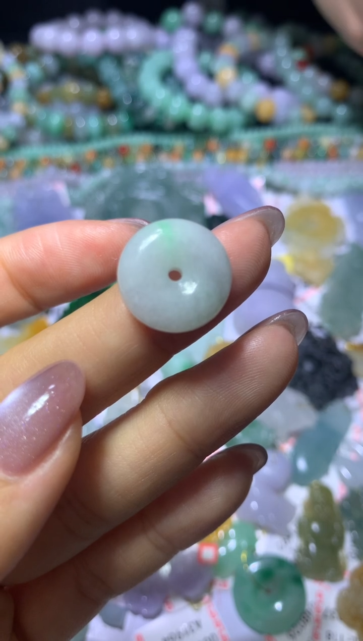 【闪购商品】翡翠颈饰未镶嵌CXX005241