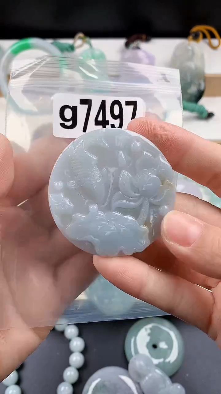 颈饰未镶嵌翡翠天然翡翠吊坠挂件