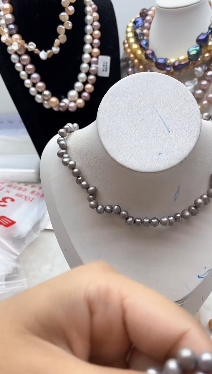 【闪购商品】淡水珍珠颈饰钛钢95