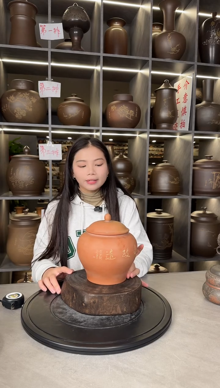 【闪购商品】罐本陶手作坭兴陶6两装茶叶罐手工痕迹