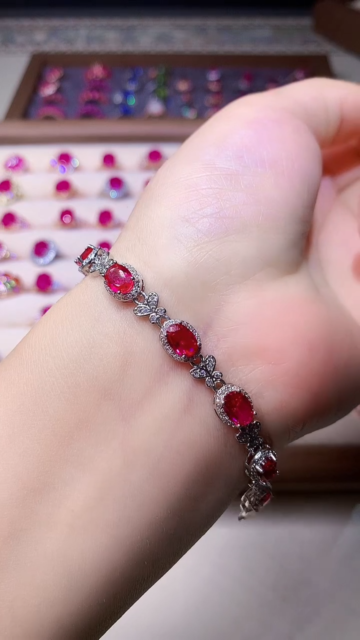 【闪购商品】红宝石手链银S925镶嵌000