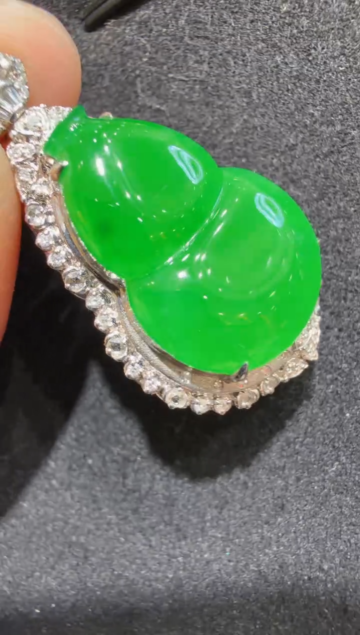 吊坠(不含链)18K金镶嵌翡翠多样性团购发一件