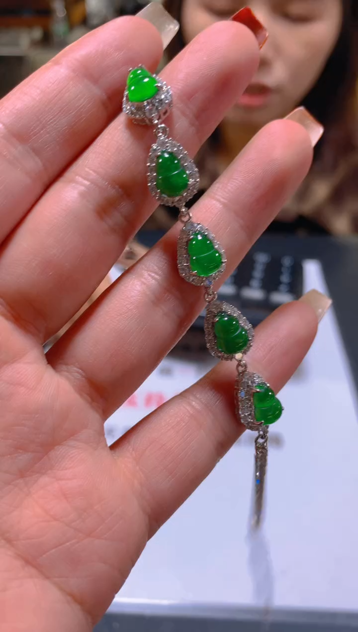未镶嵌手链翡翠多样性发一
