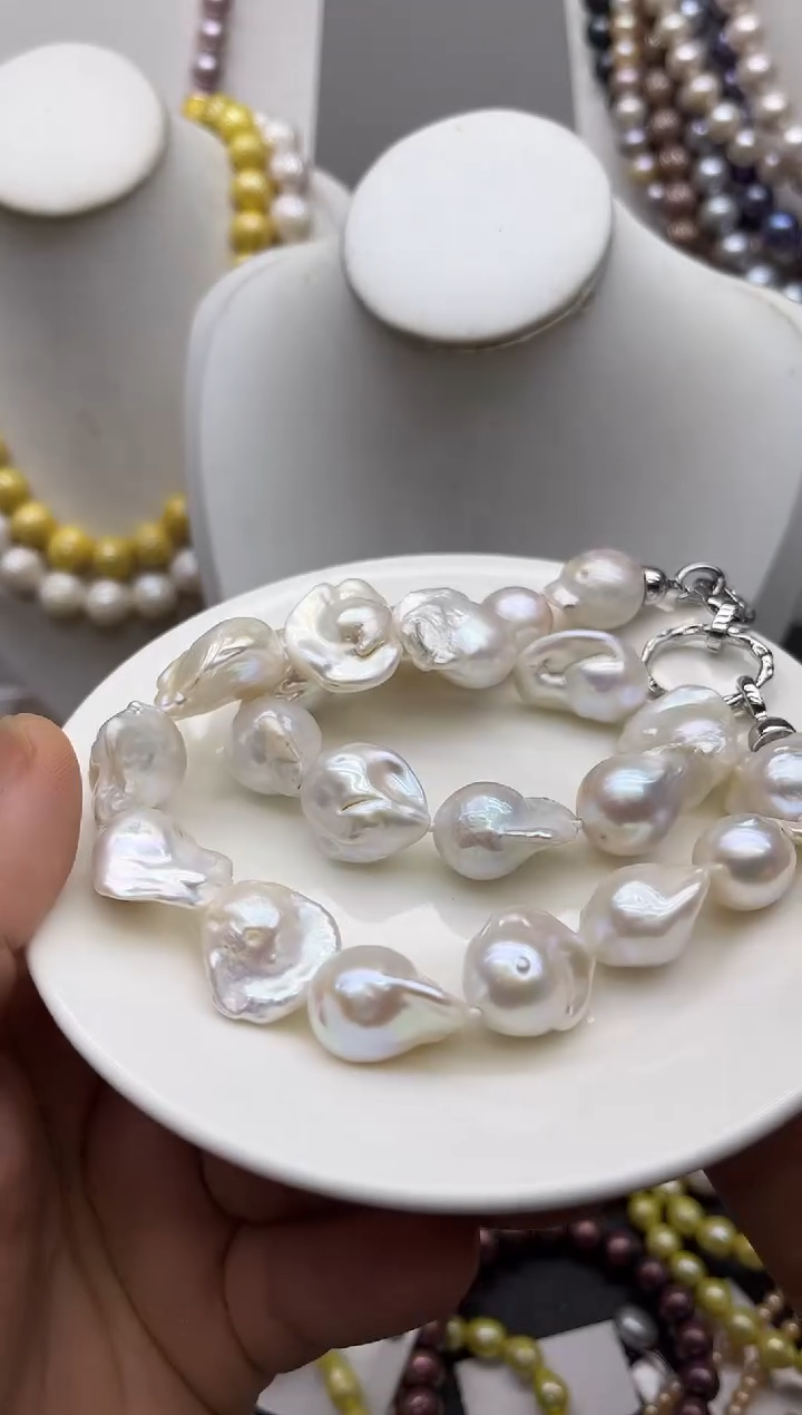 淡水珍珠钛钢颈饰1