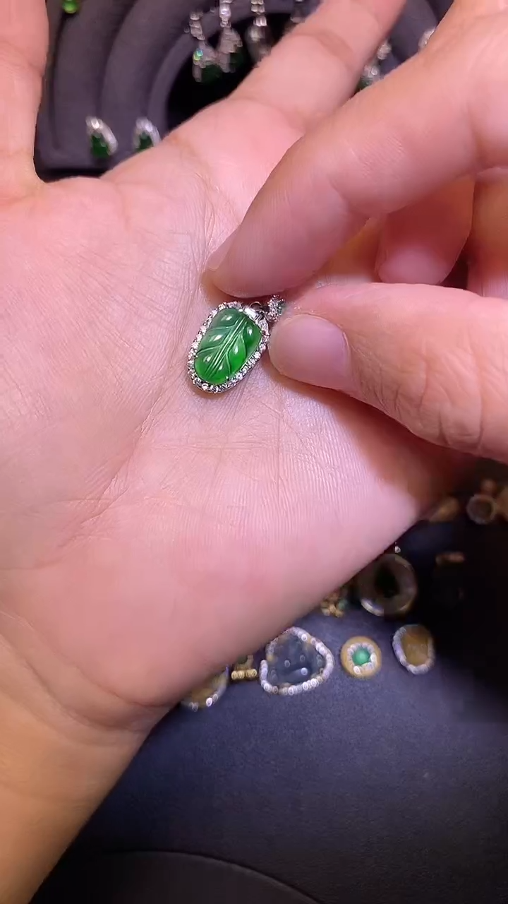 吊坠(不含链)银S925镶嵌翡翠1