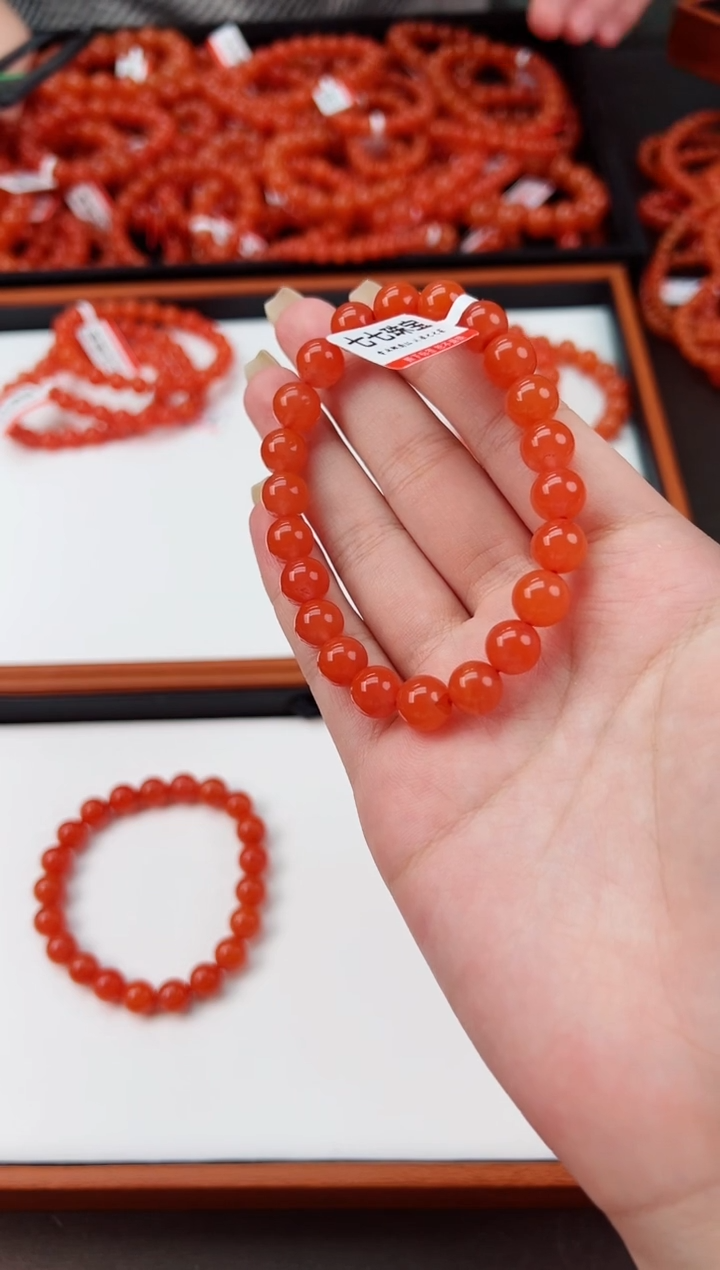 【闪购商品】南红玛瑙手串未镶嵌滴水洞亮光高品9+一条