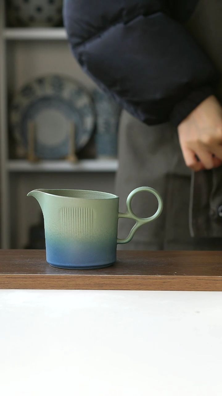 【闪购商品】陶瓷只此清绿引流壶@4-2@