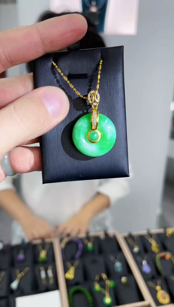 【闪购商品】石英质玉吊坠未镶嵌123多样性发其一