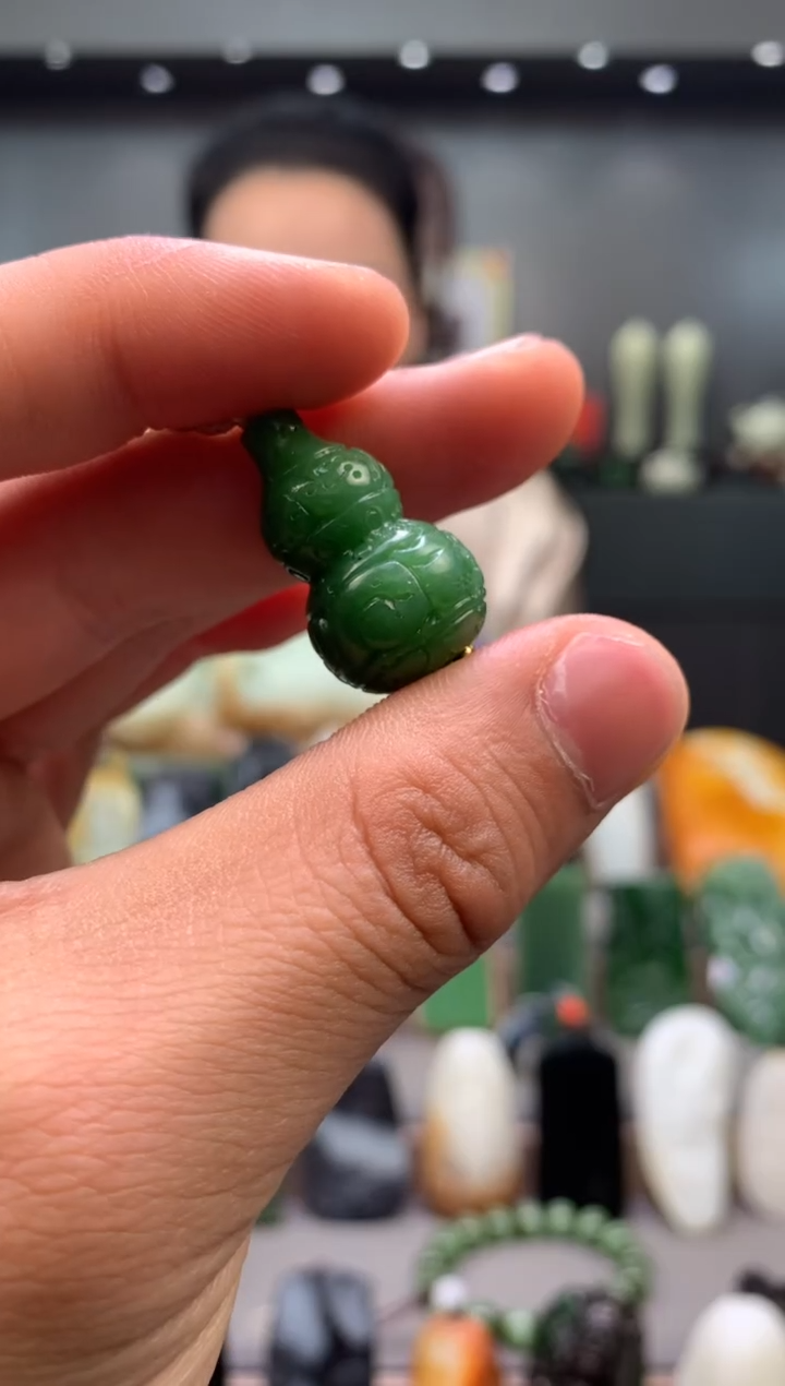 【闪购商品】和田玉吊坠未镶嵌吊坠（多样性发货）