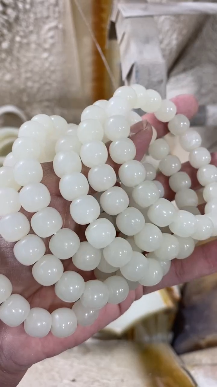 11mm×10mm左右老型珠串发一条