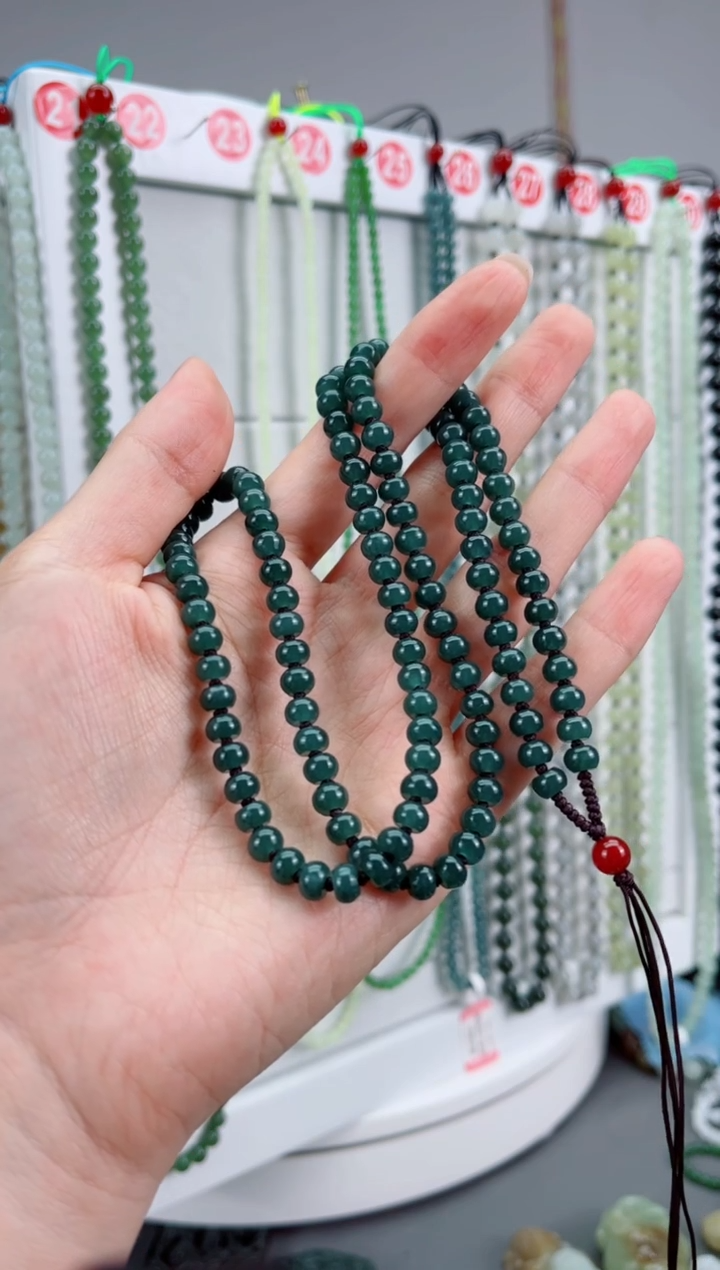 翡翠未镶嵌颈饰艾***鑫翡翠卡5打结款