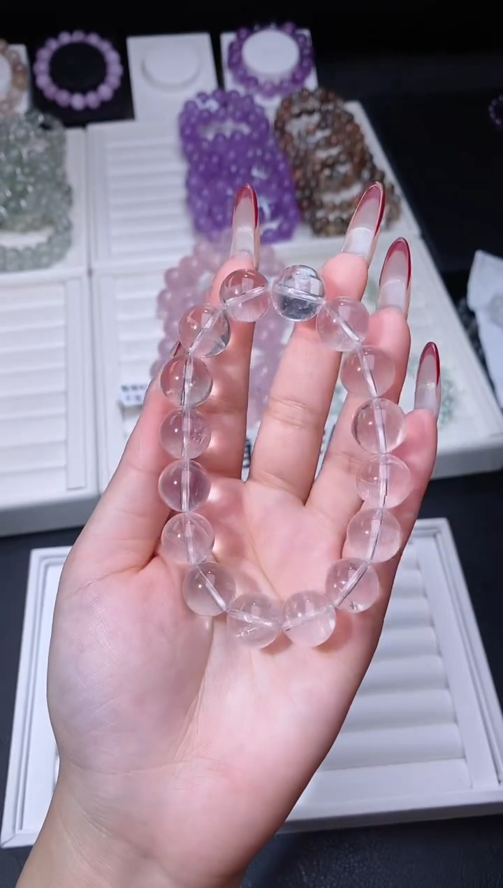 【闪购商品】水晶手链未镶嵌215.23手串