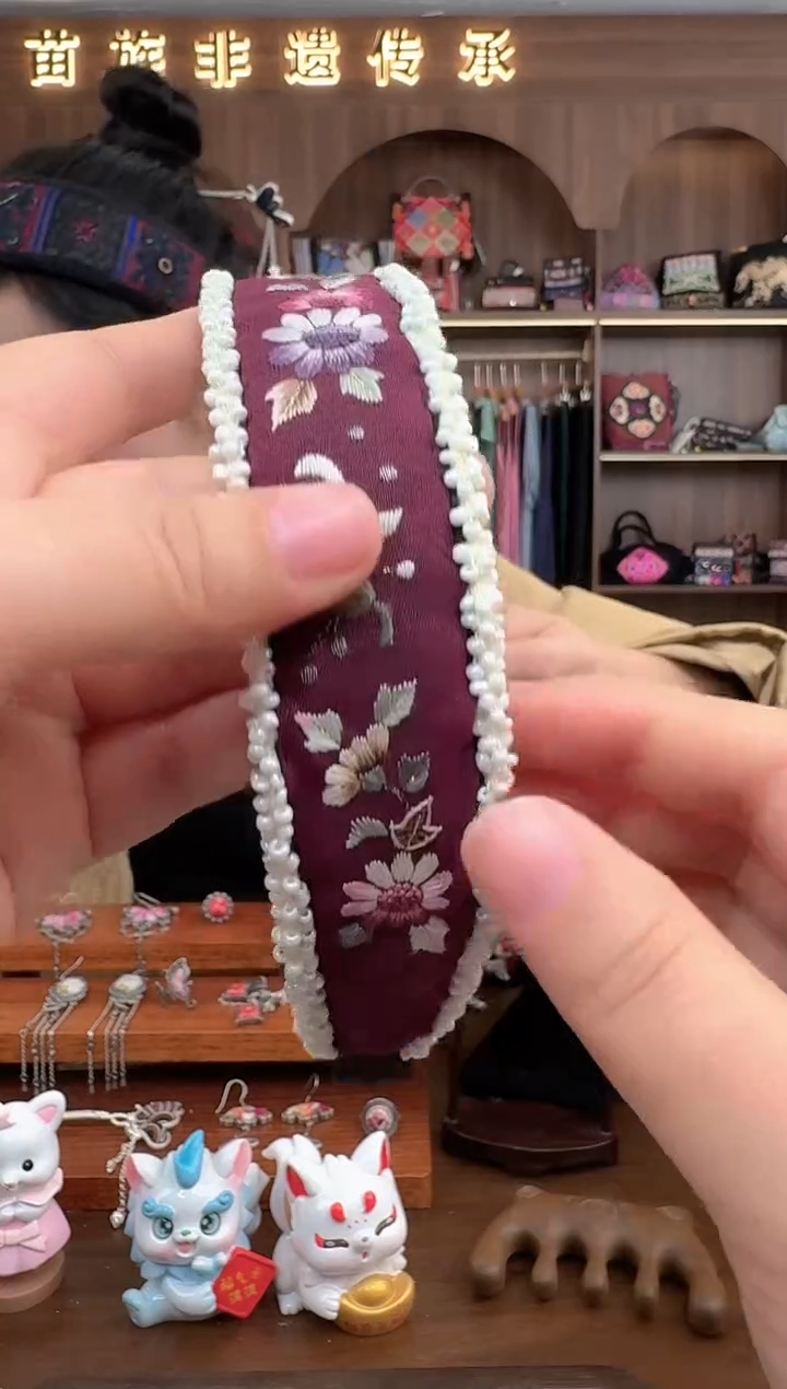 【闪购商品】织绣扶光苗绣传承L28