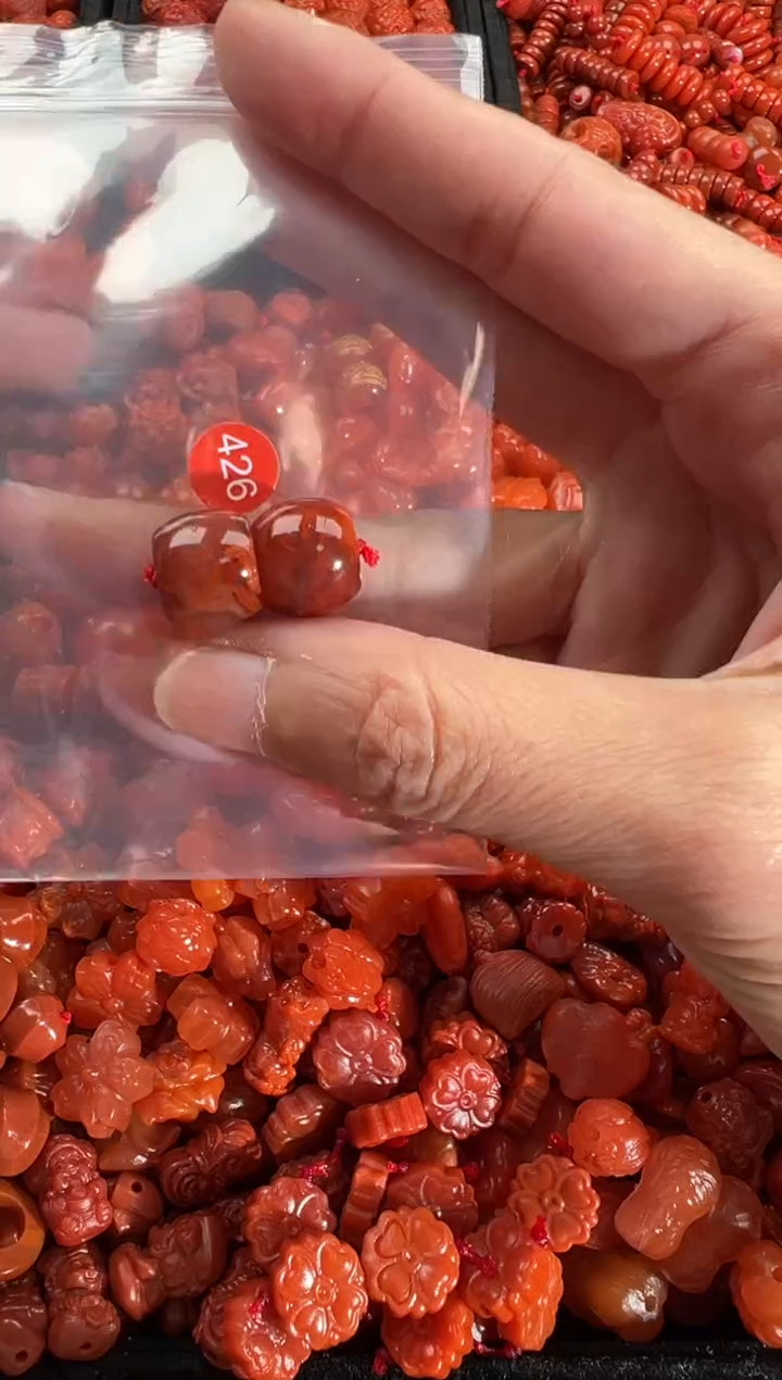 【闪购商品】南红玛瑙颈饰未镶嵌1