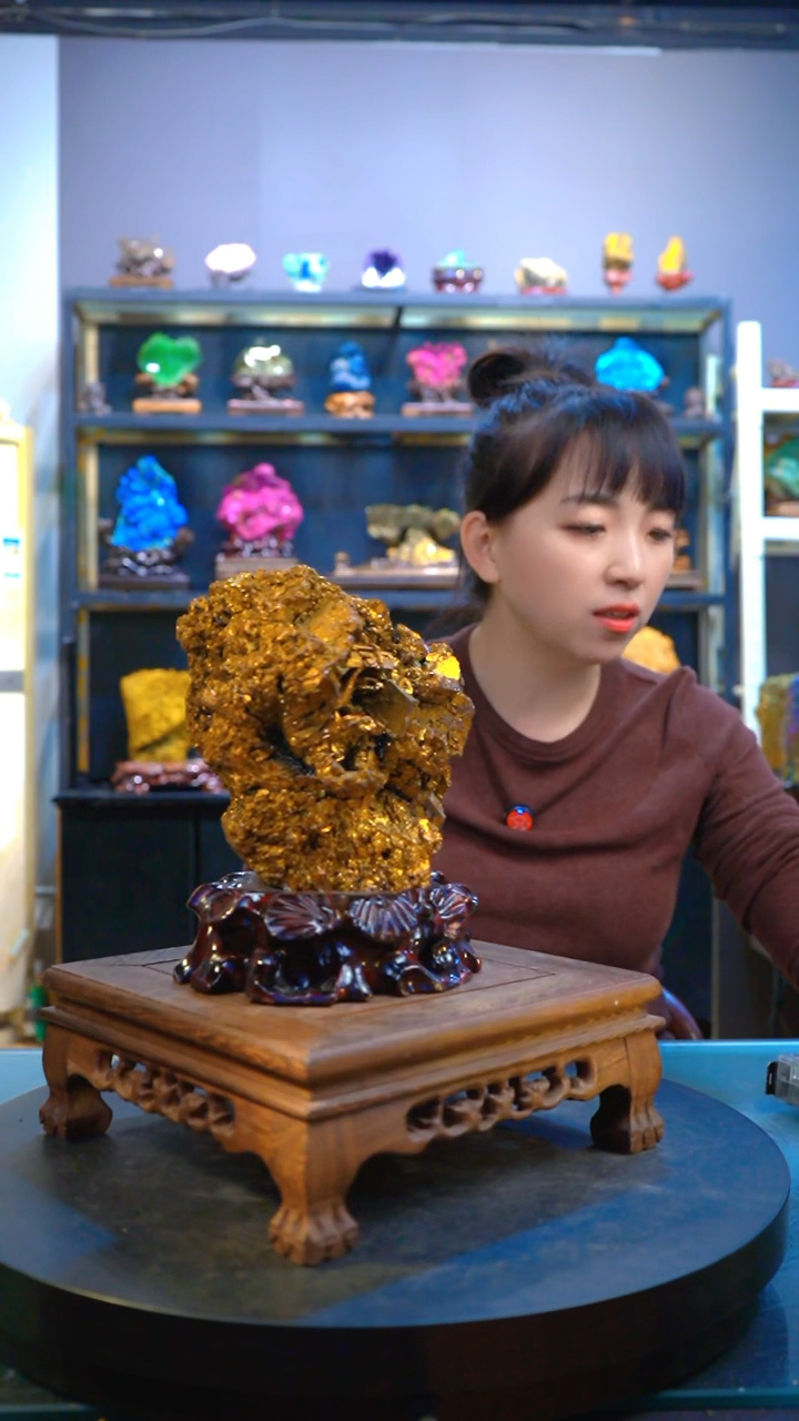 石材石*精品矿物晶体摆件