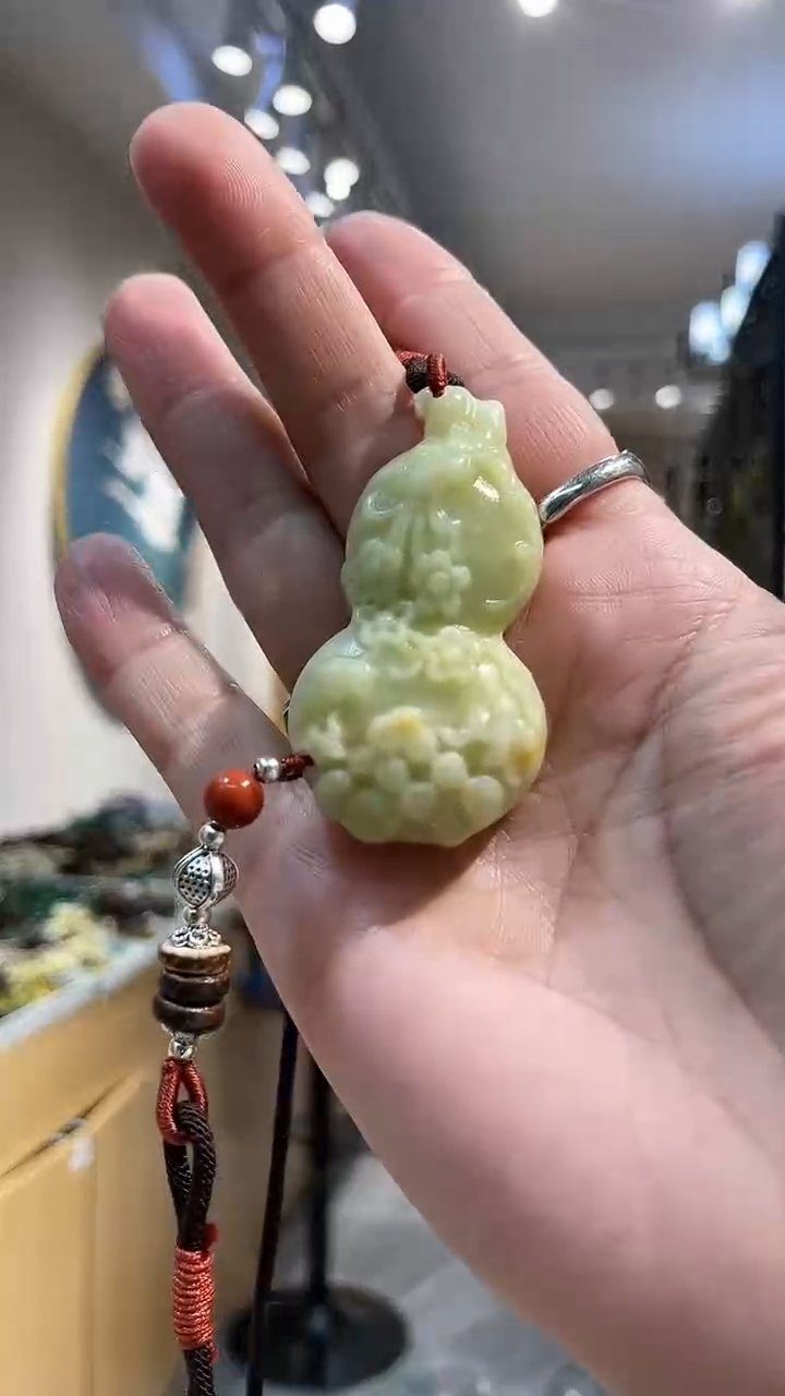 【闪购商品】岫玉颈饰未镶嵌吊坠