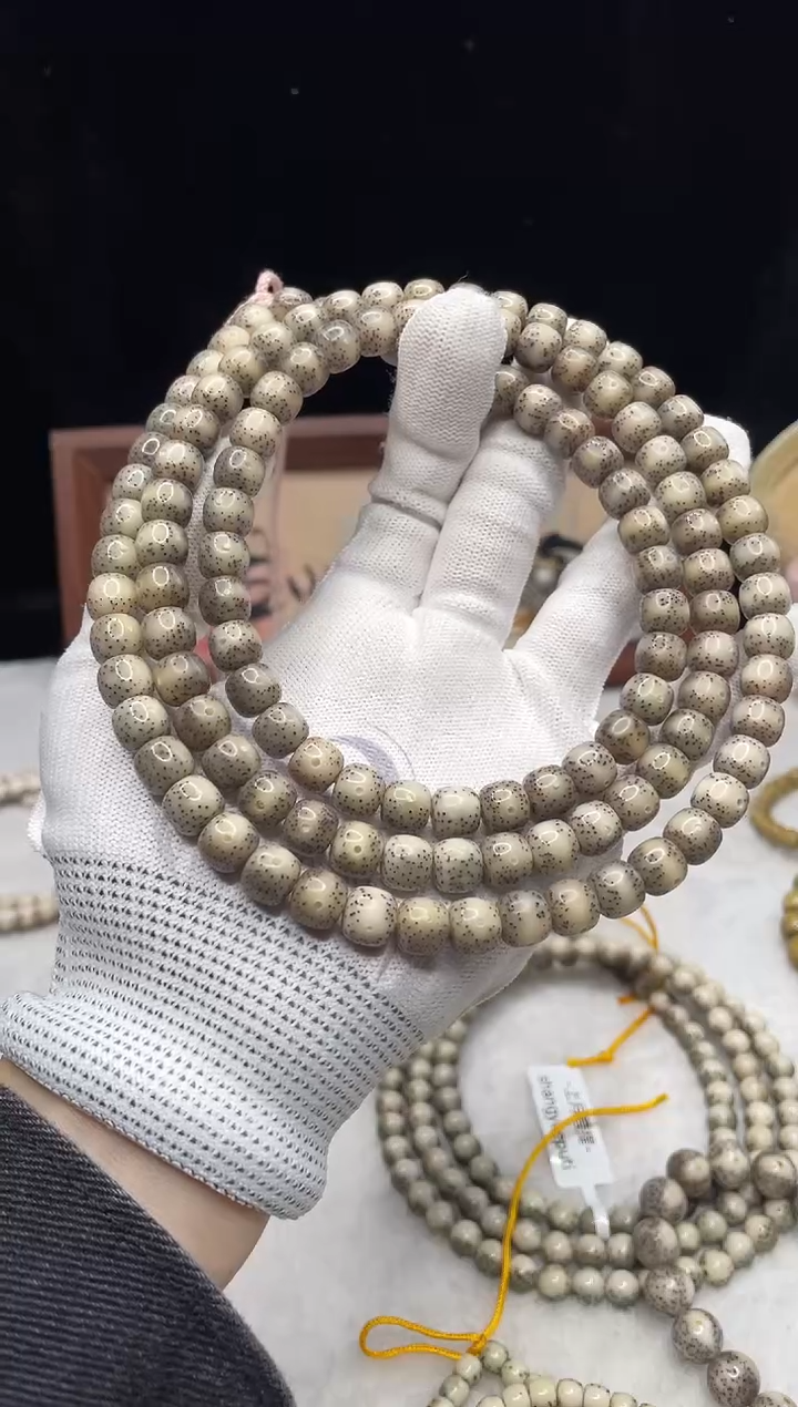 吊坠星月菩提绿**山G42 9X8长串 D003