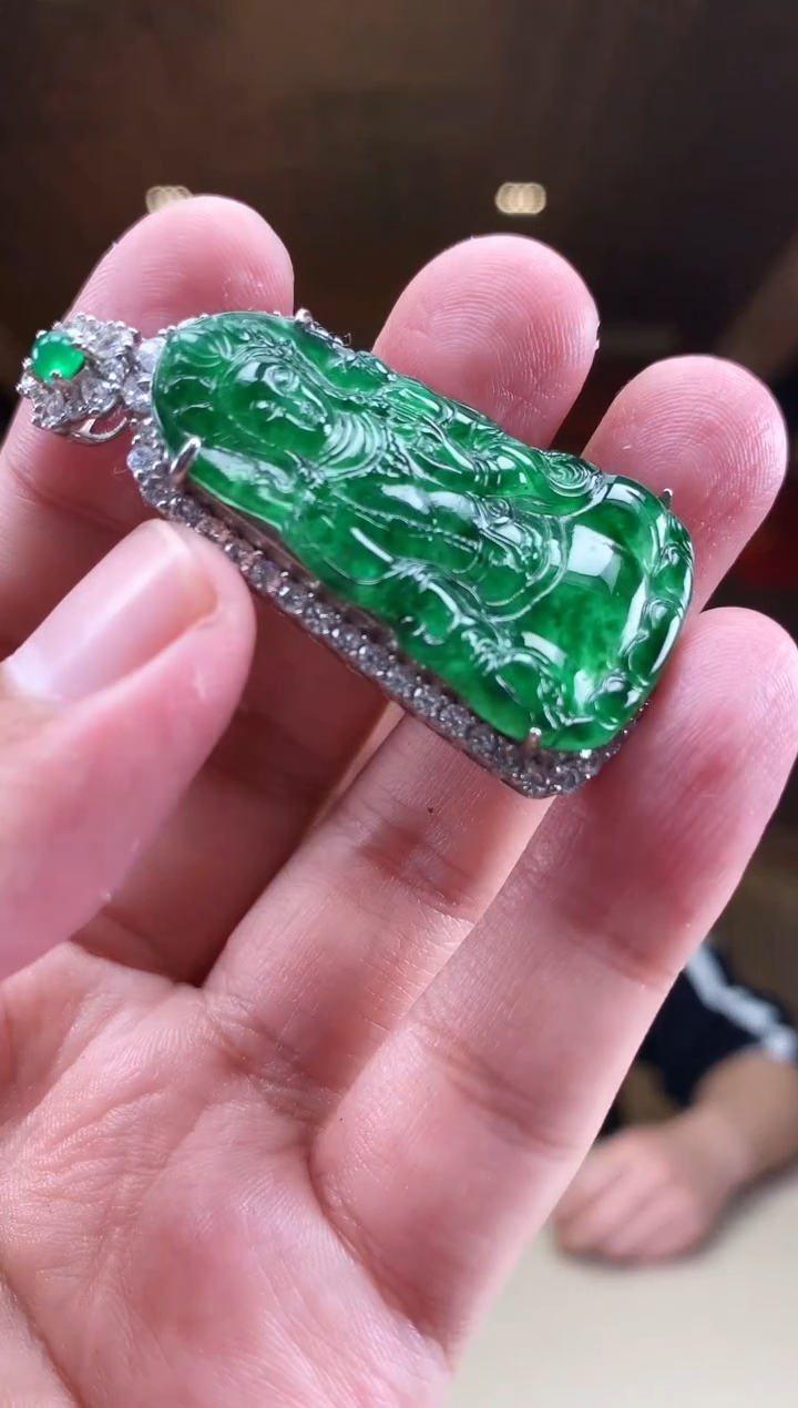 【闪购商品】翡翠颈饰未镶嵌        *796