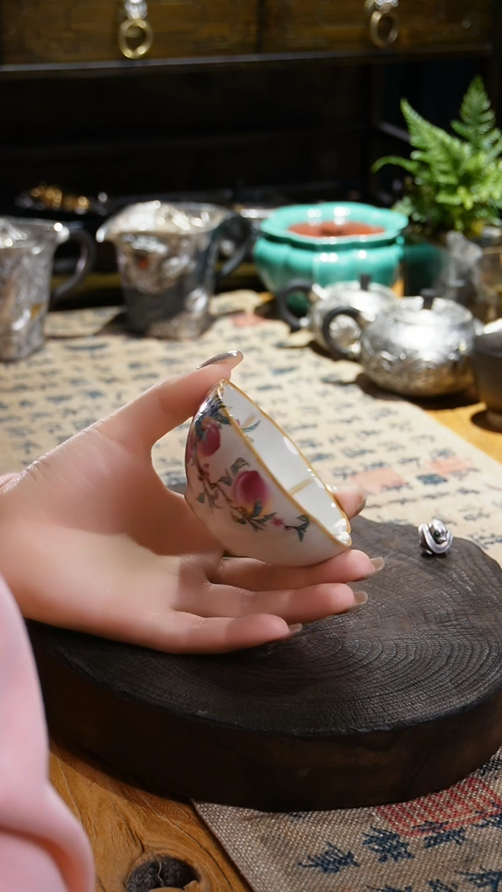 【闪购商品】福器艺术九桃花口杯