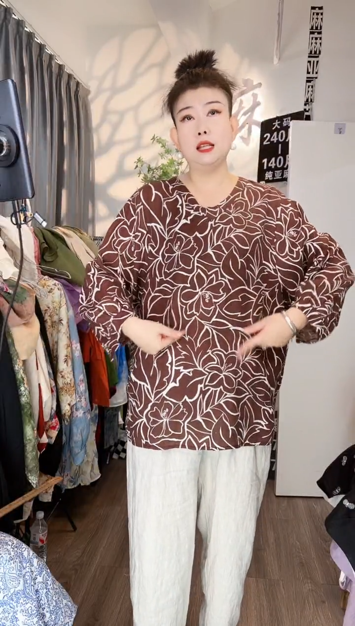 亚麻大码女装系列。