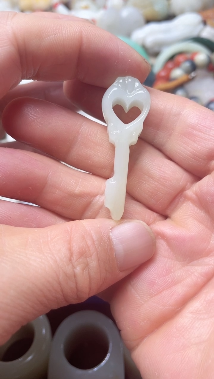 【闪购商品】和田玉挂件未镶嵌挂件