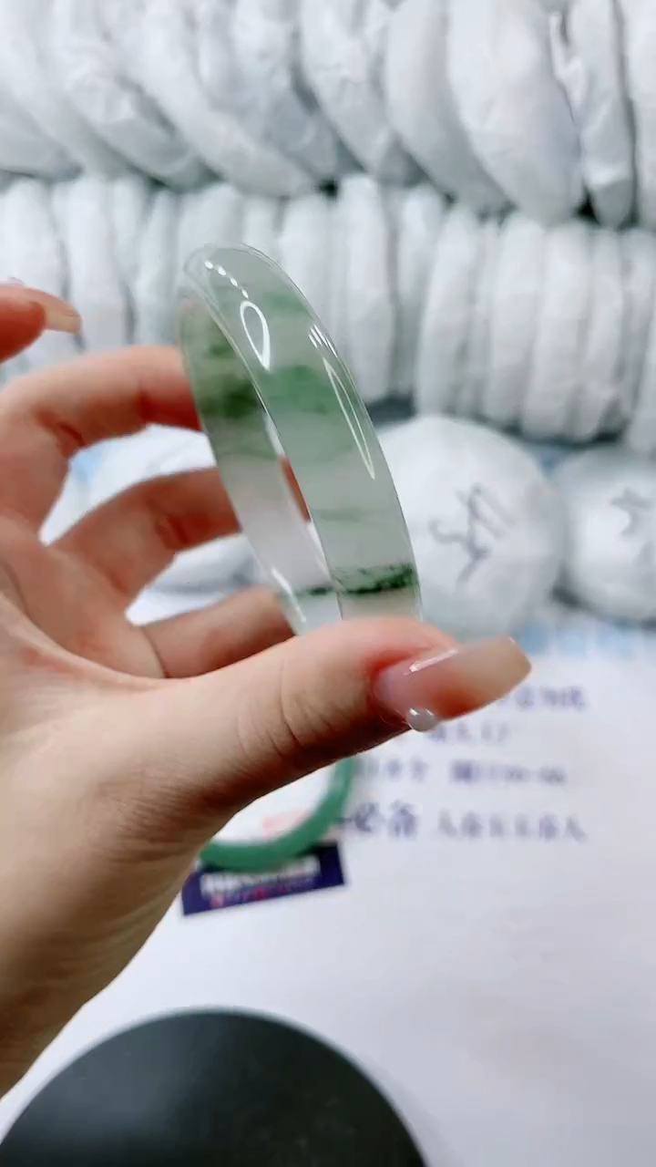 【闪购商品】石英质玉手镯未镶嵌0817018560-多样性发货