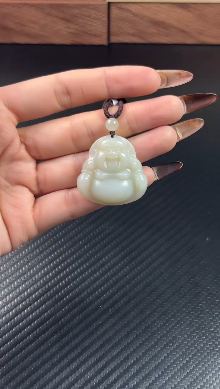 吊坠(赠链)未镶嵌和田玉且末近况微色差