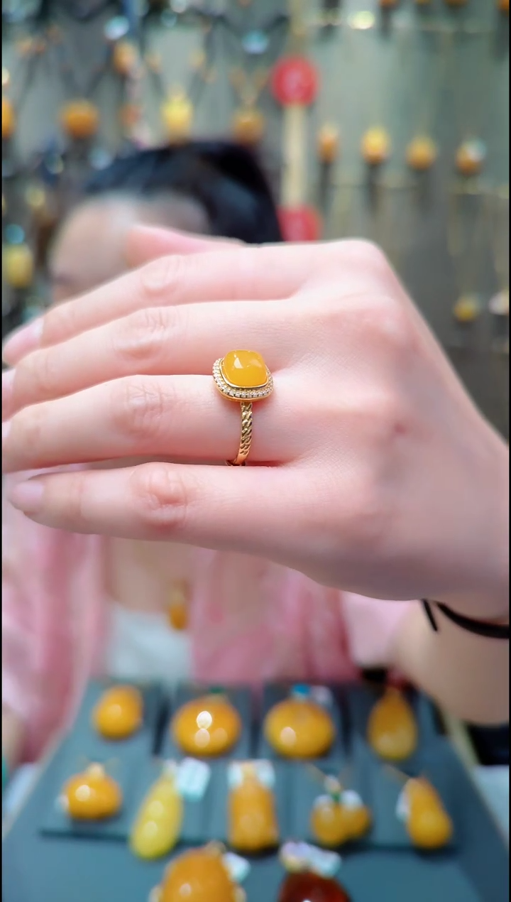 蜜蜡银S925镀金镶嵌珠宝奇石﹣A578蜜蜡戒指