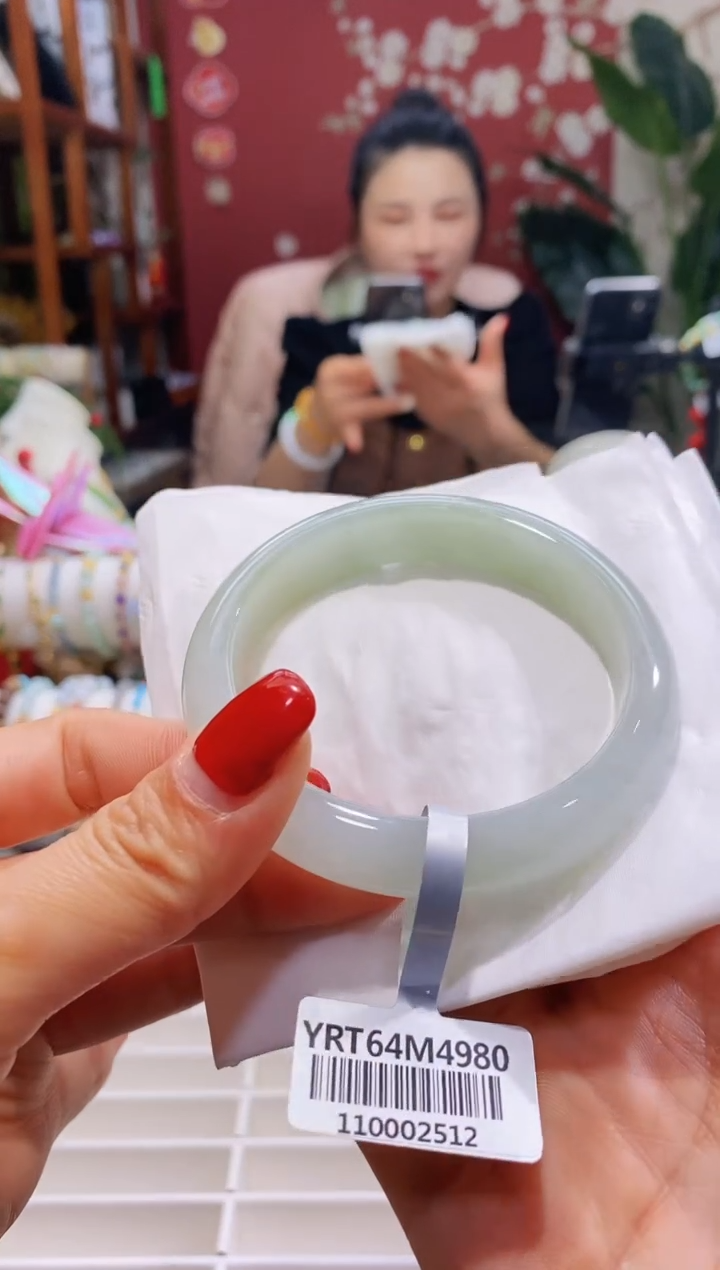 【闪购商品】翡翠手镯未镶嵌169圈口5758/12.7*79