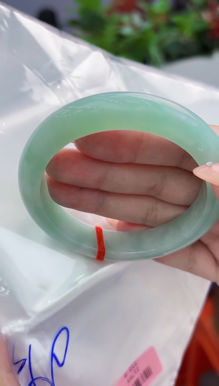 【闪购商品】翡翠手镯未镶嵌翡翠手镯