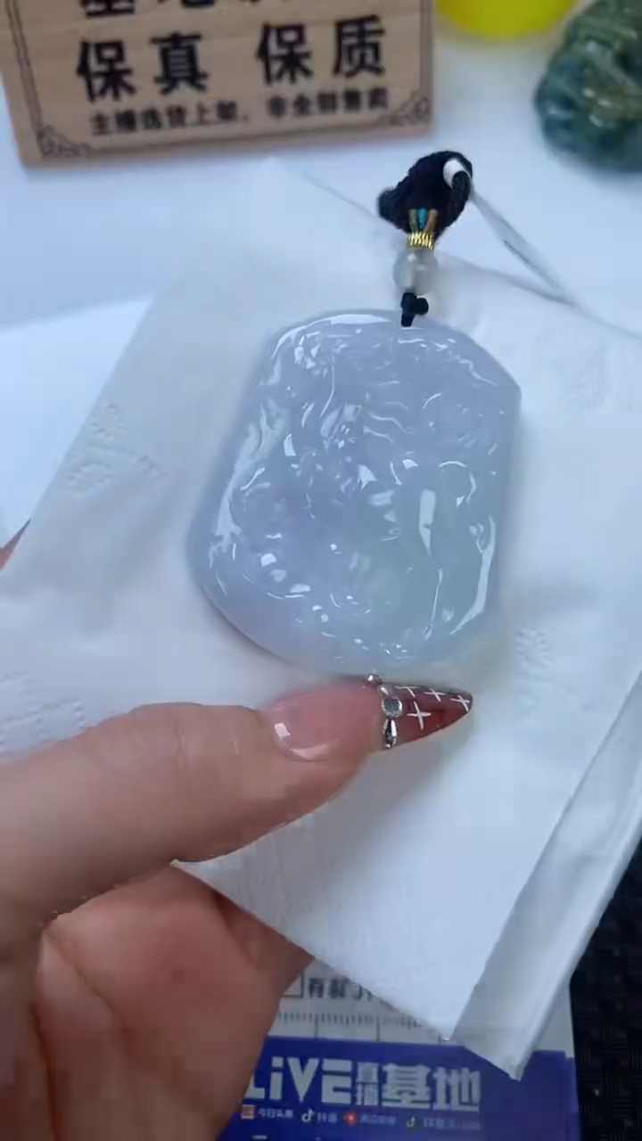 翡翠未镶嵌颈饰1111111111