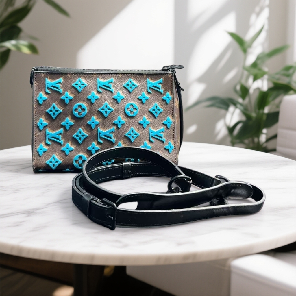 95新 LouisVuitton/路易威登   蓝色老花斜挎包 1830 9161 