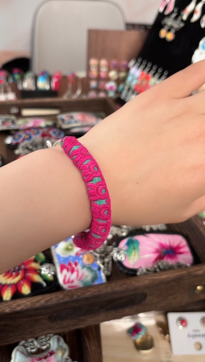 【闪购商品】织绣织绣民族风老绣饰387