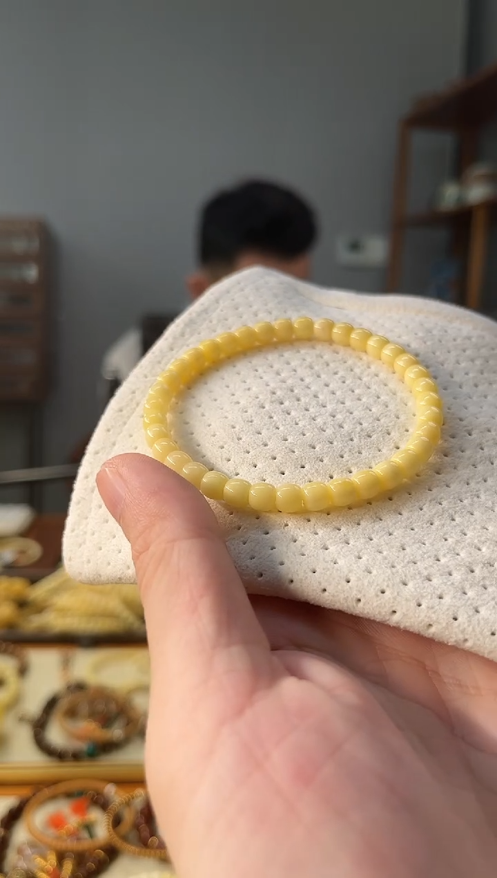 裸石琥珀未镶嵌琥珀蜜蜡