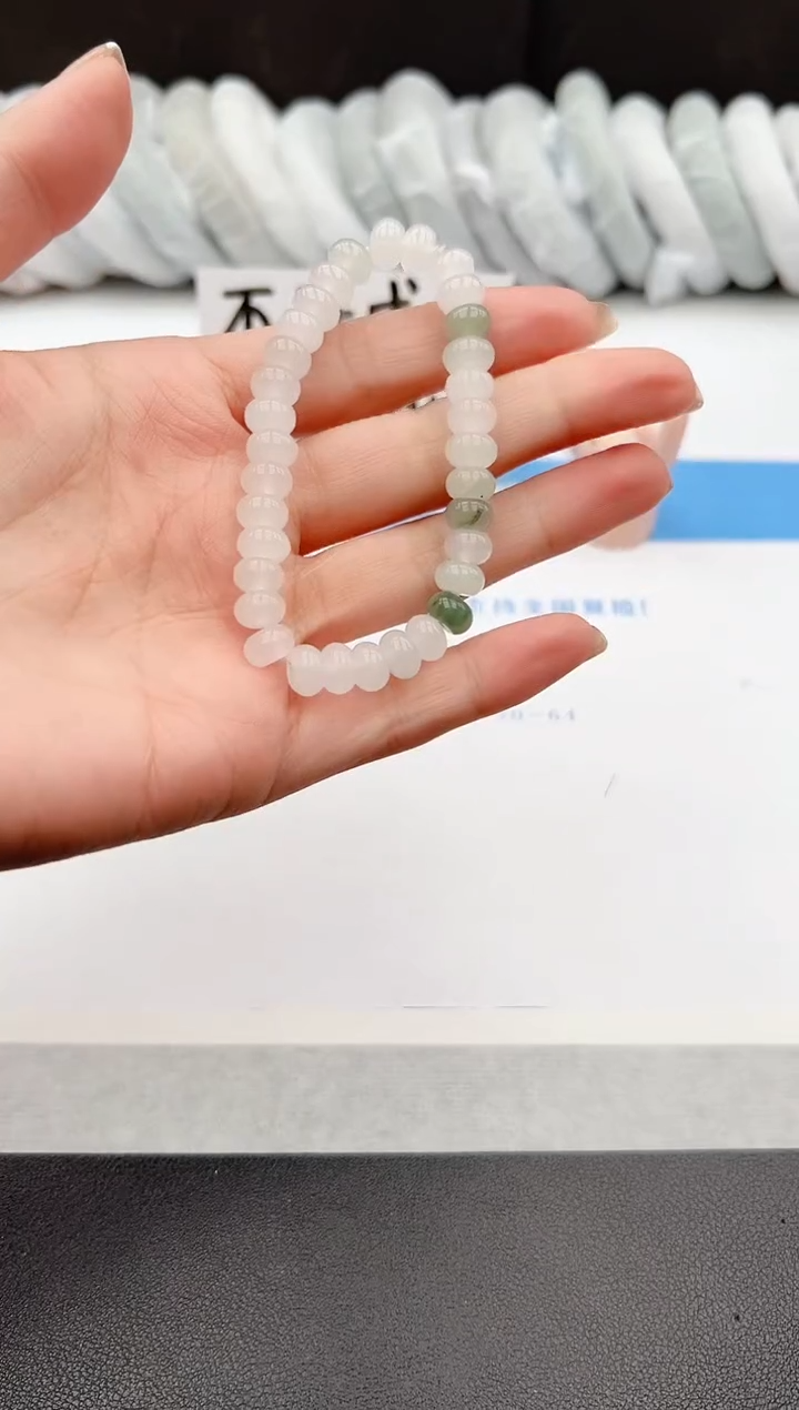 【闪购商品】石英质玉手镯未镶嵌算盘手串