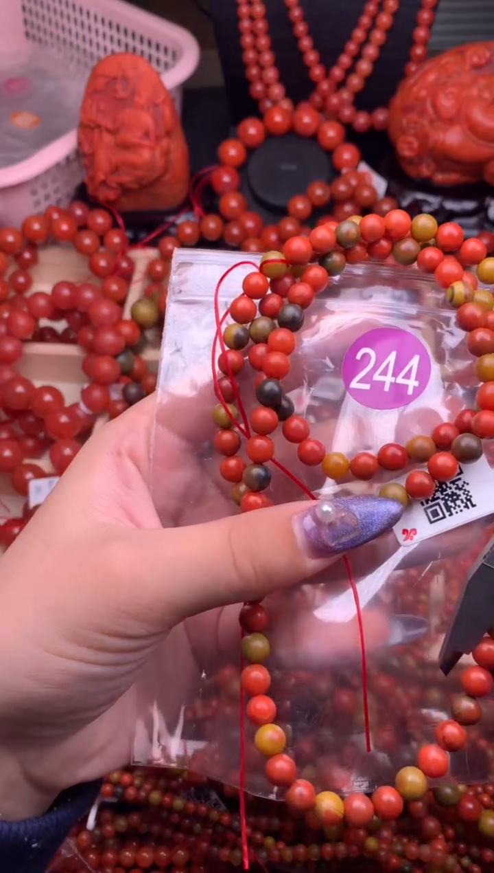 【闪购商品】南红玛瑙珠宝奇石未镶嵌244-6+