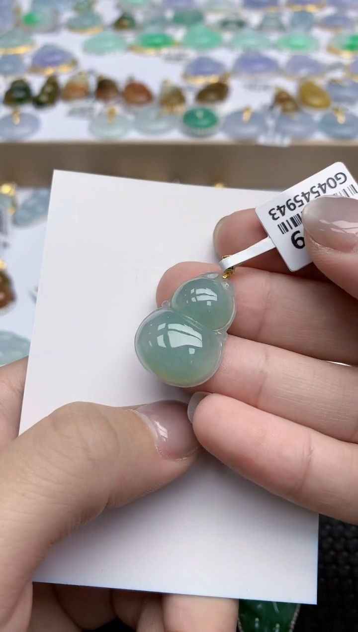 【闪购商品】翡翠颈饰18K金镶嵌天然翡翠A货